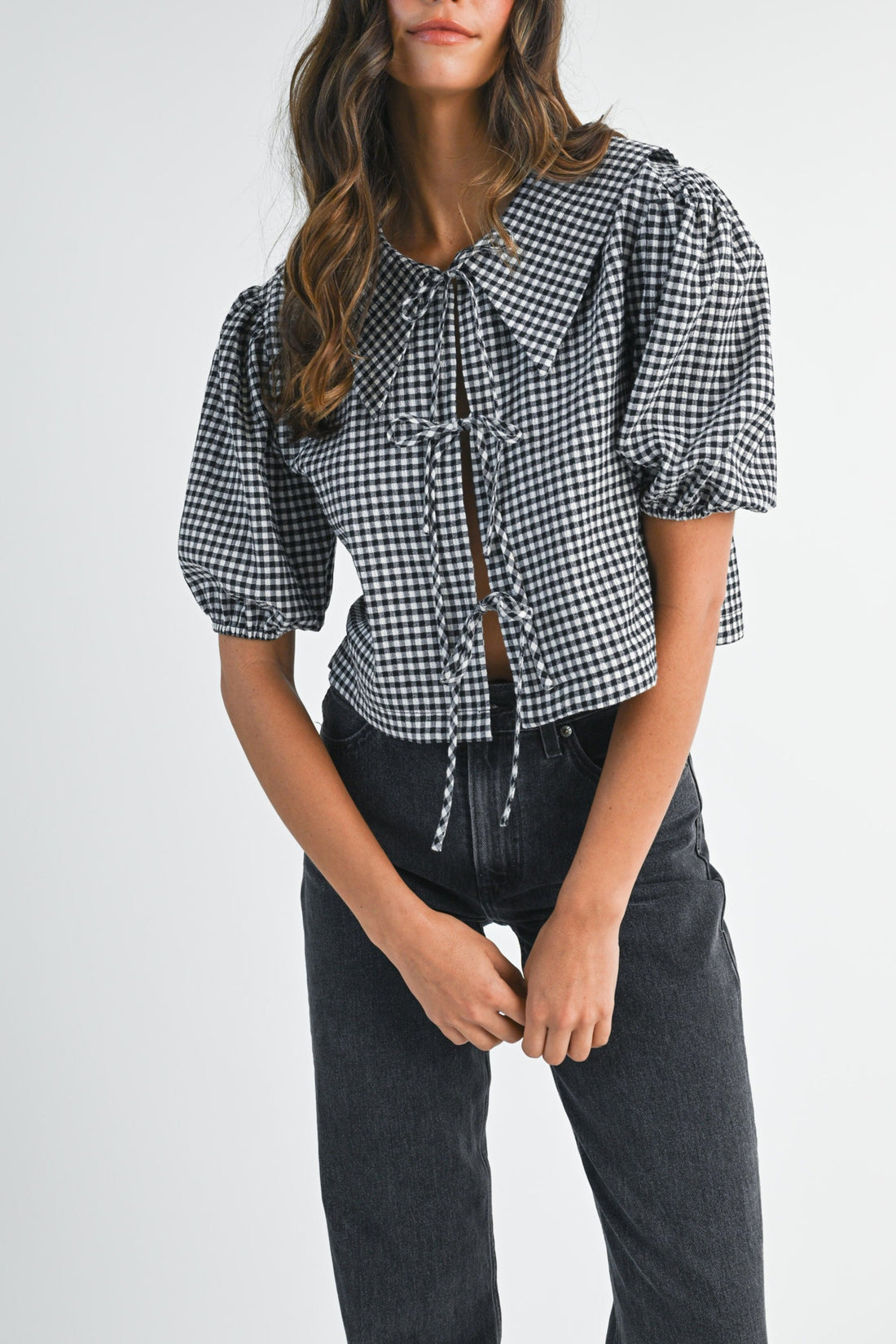 Gingham Puff Sleeve Tie-Front Cropped Blouse