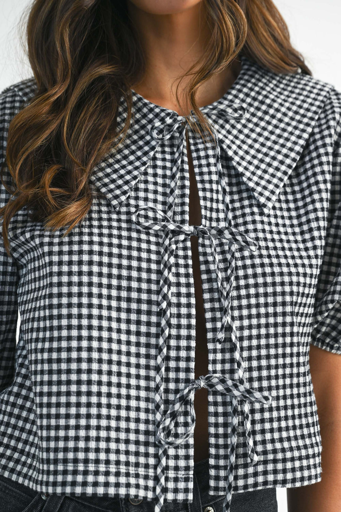 Gingham Puff Sleeve Tie-Front Cropped Blouse