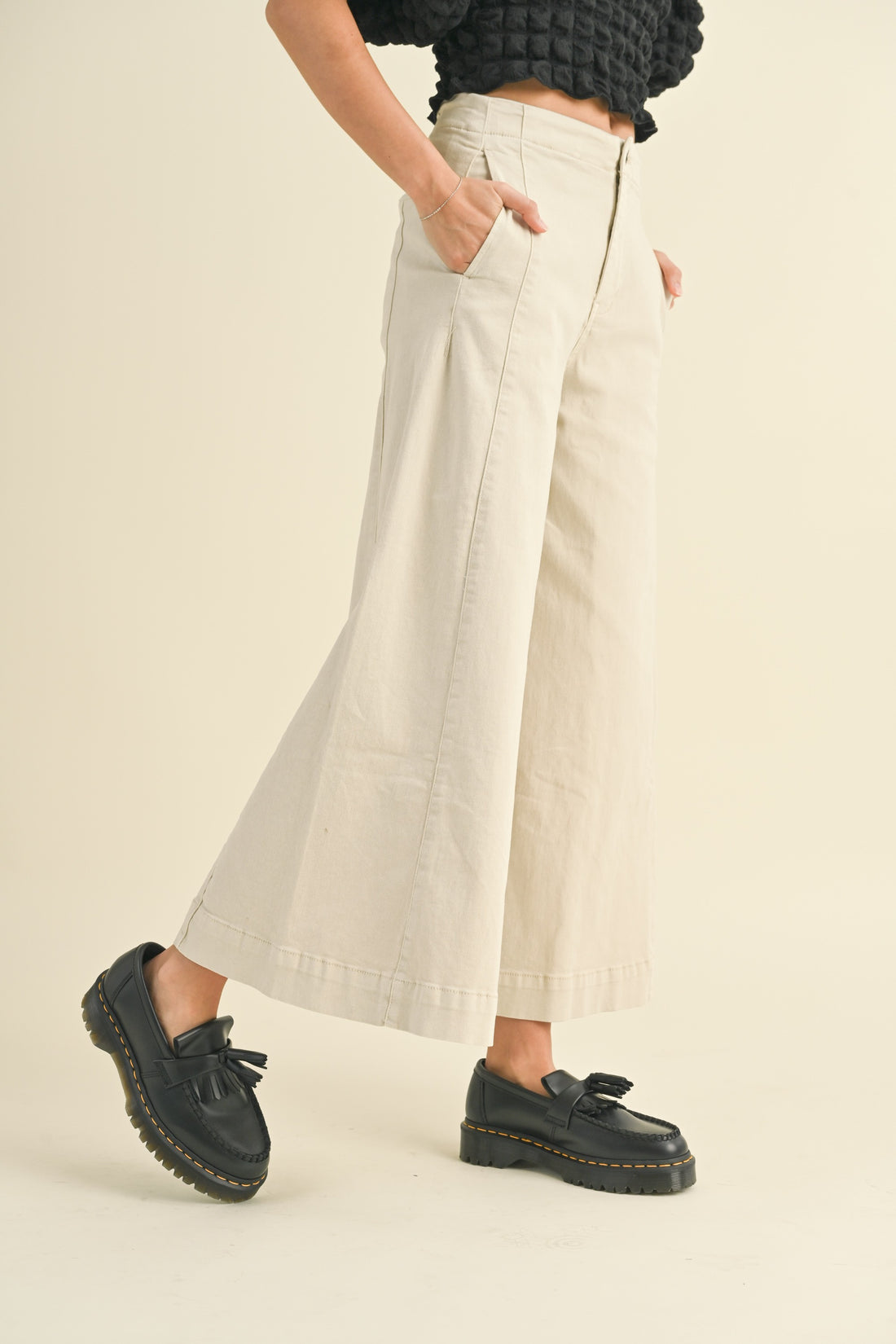 Stretched Wide Leg Premium Pants
