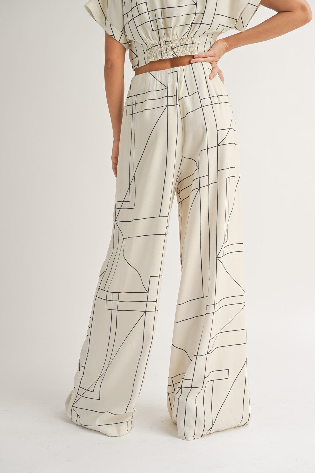 Grid Pattern Wide Leg Pants