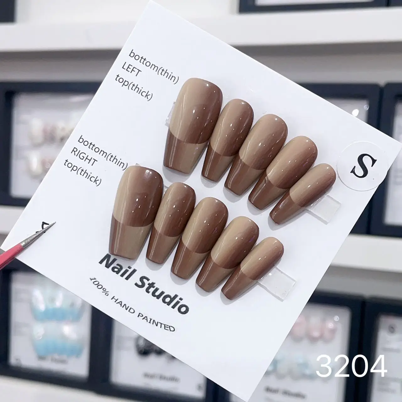 Nail design, elegant and stylish, suitable for all occasions