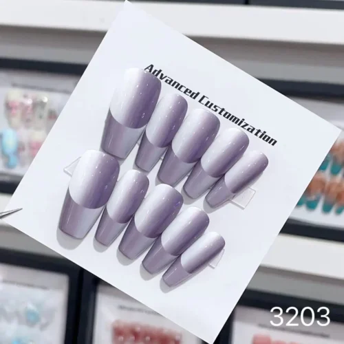 Nail design, elegant and stylish, suitable for all occasions