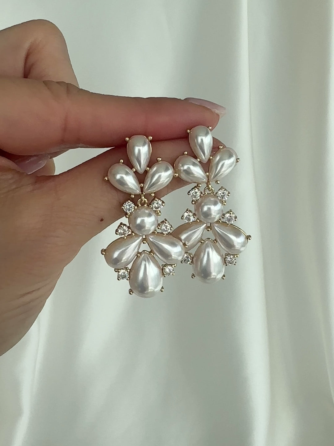 Elisajewels Azaria Statement Drop Earrings